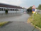 Amikor az uszoda úszik....jpg