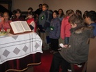 Hittanos gyermekek karácsonyi műsora 2006
